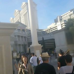 Meet your Posher, Janet